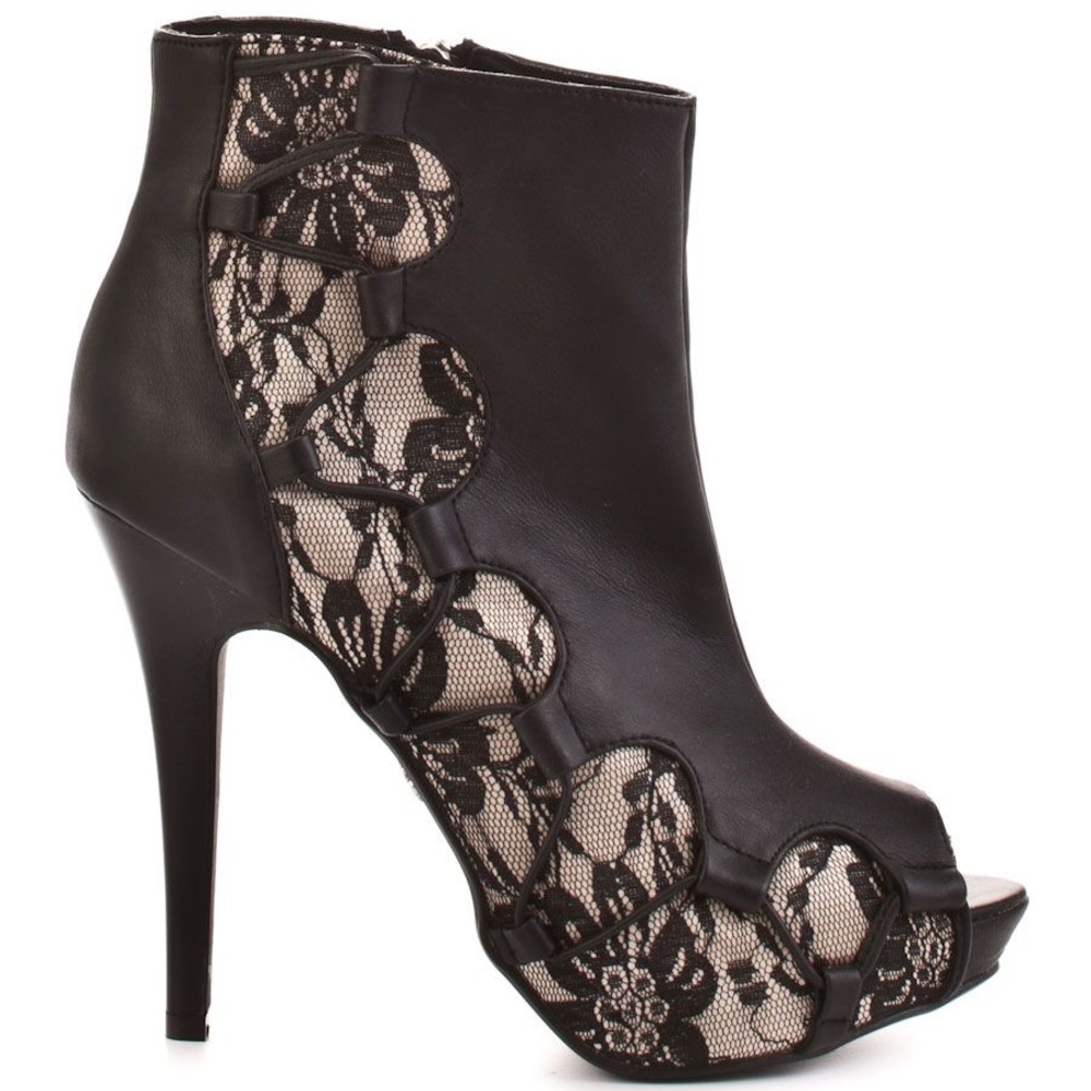 🖤 Dereon heels 🖤